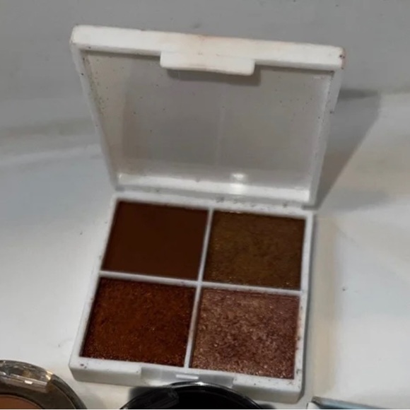 Ulta brand bundle eyeshadows neutral tones 4 total! - Picture 4 of 11